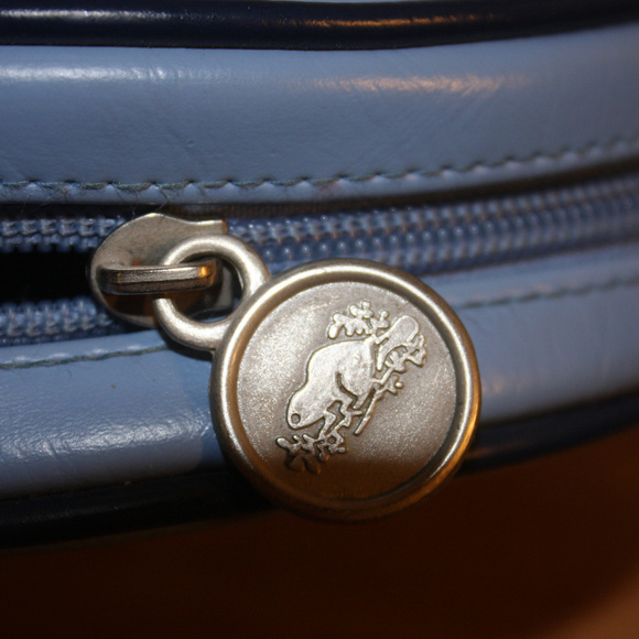 Roots Purse Clutch Wristlet Roundie Mini Bag CUTE - Picture 3 of 4